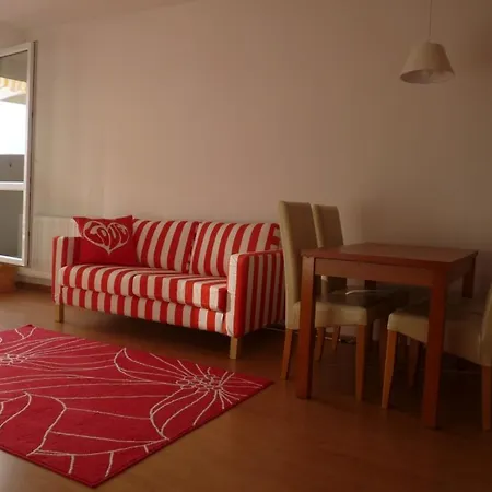 Aranypart Apartman *
